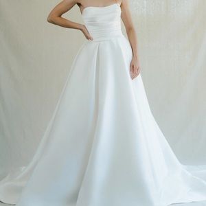 Anne Barge Wedding Gown